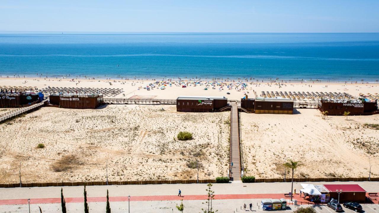 1Bdr Apartment W/Beach View By Lovelystay Monte Gordo Exterior foto