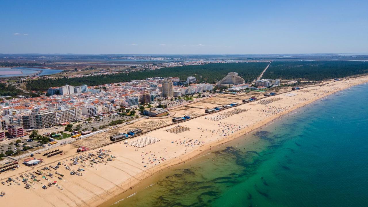 1Bdr Apartment W/Beach View By Lovelystay Monte Gordo Exterior foto